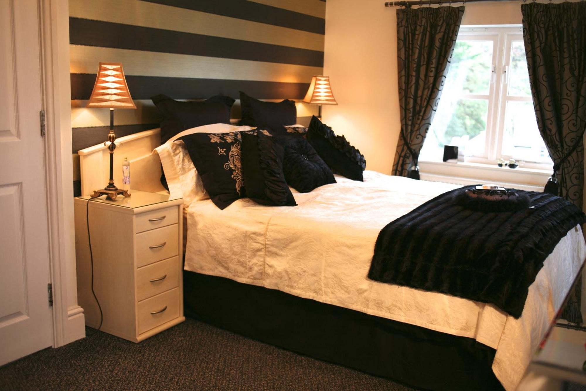 Y Garth Luxury Bed And Breakfast Dinas  Exterior foto